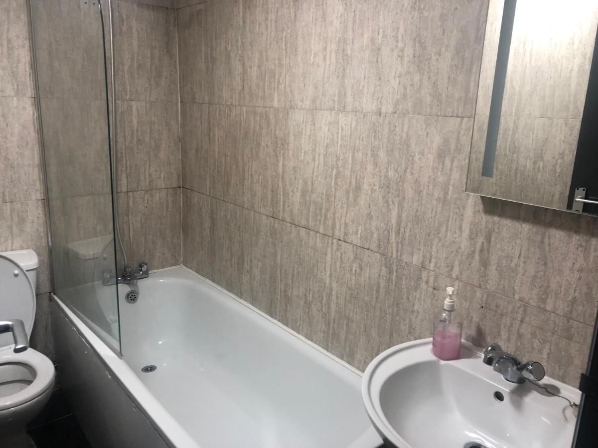 Barking Park Hotel Экстерьер фото