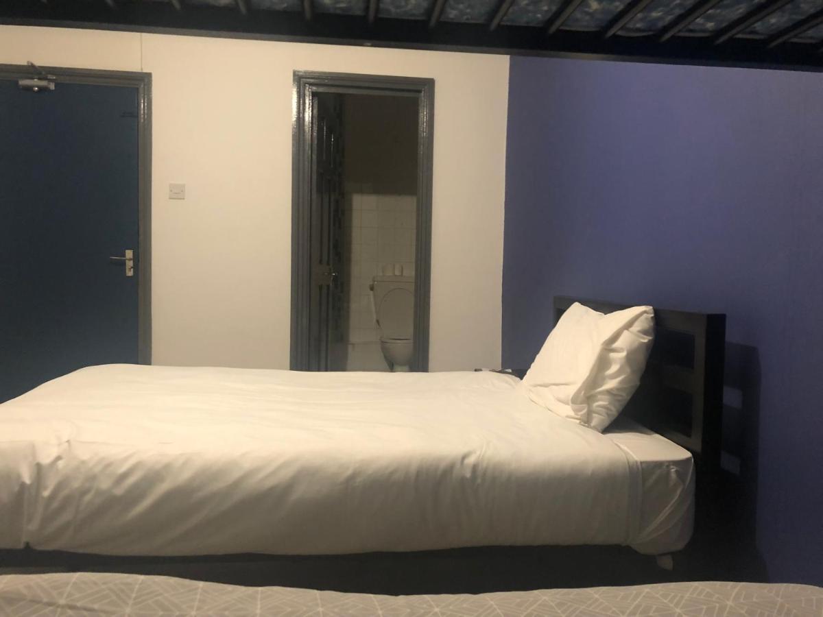 Barking Park Hotel Экстерьер фото