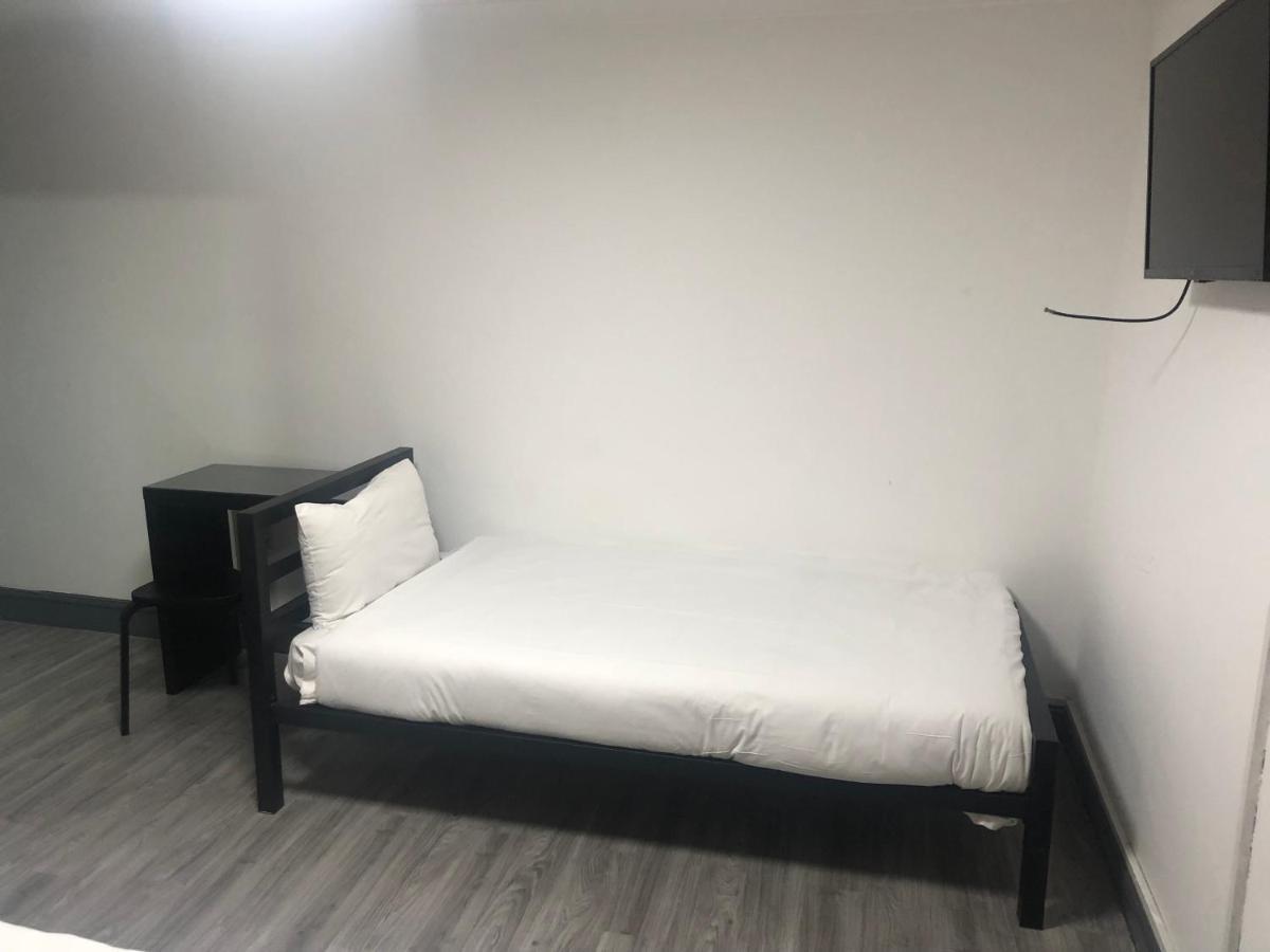 Barking Park Hotel Экстерьер фото