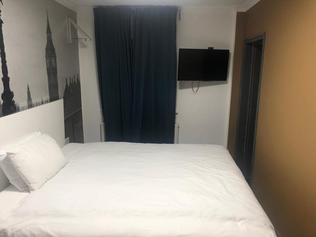 Barking Park Hotel Экстерьер фото