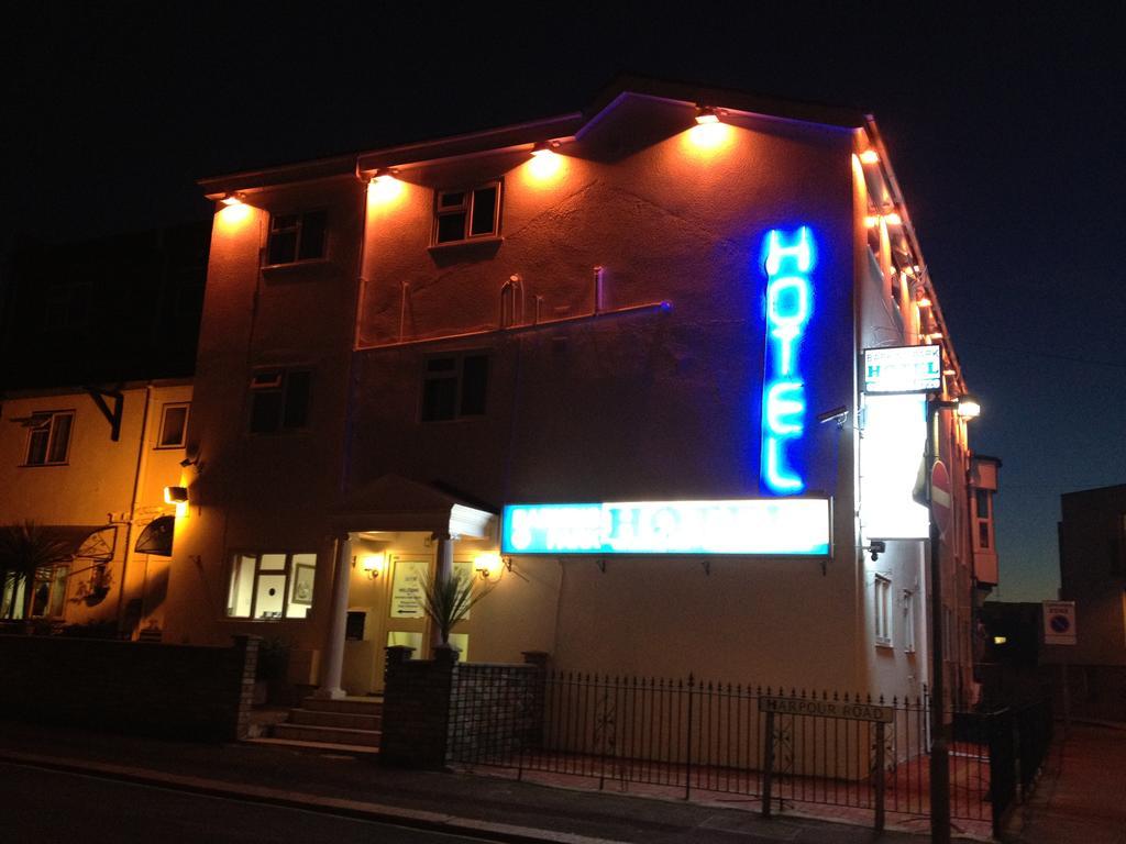 Barking Park Hotel Экстерьер фото